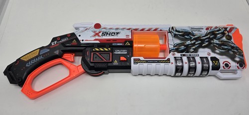 Zuru X-Shot Skins Lock Blaster 8-Dart Rotating Barrel + QR Code Unlock Spielzeugpistole