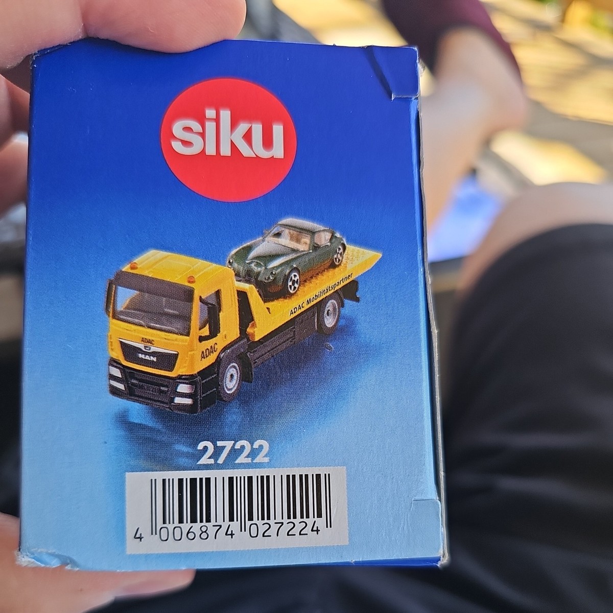 SIKU: 2712 MB Atego Auslands-ADAC Abschleppwagen NEW IN BOX 1:55