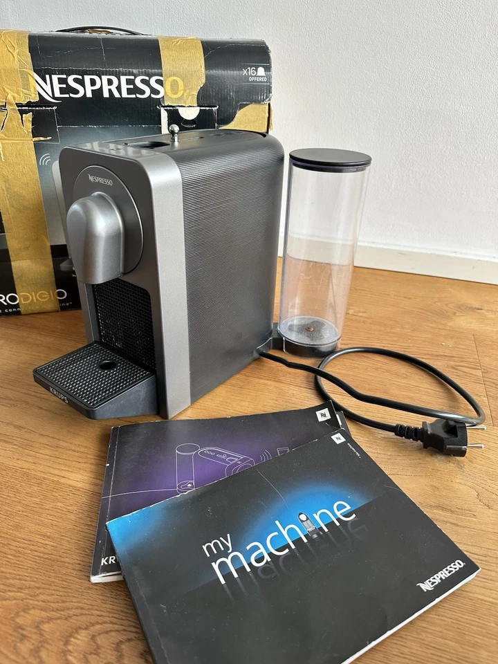 Nespresso Prodigio Kapselmaschine mit Milchaufschäumer