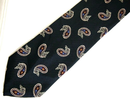 Jos A Bank Mens Necktie Tie Navy Blue White Floral Paisley 60" Career 100% Silk - Picture 1 of 4