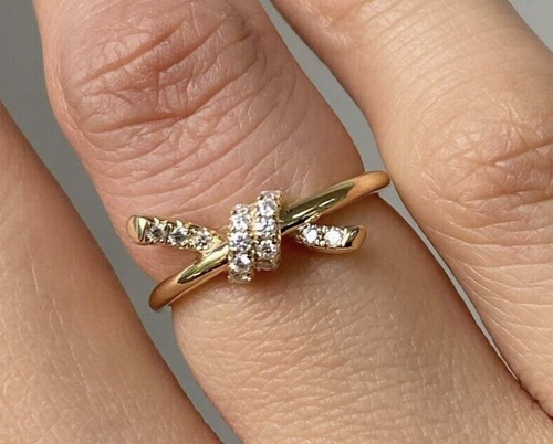 Infinite Love 0.15ct Round cut VS1-G Lab Grown Diamond 14k Yellow Gold Knot Ring - Picture 2 of 6