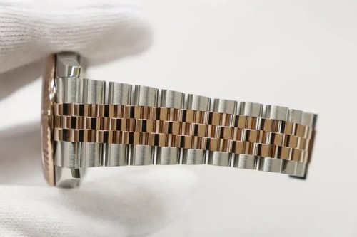 Unworn Rolex Datejust 41 126331 18K Rose Gold Steel Sundust Jubilee Mens Watch  - Picture 6 of 6