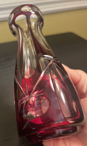 6.5" VASE CUT-TO-CLEAR RED CRANBERRY DESK VANITY DRESSER VASE - Picture 8 of 12