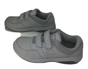 new balance walking shoes with rollbar technology and a wide base