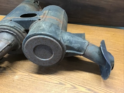 Muffler Pipe # 8CR-14640-01-00 Yamaha 1998 V Max 500 XT Snowmobile - Picture 14 of 19