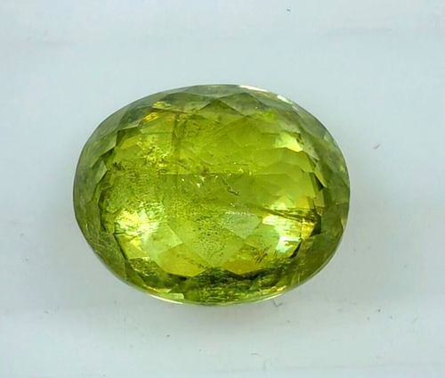SPHENE TITANITE NATURAL 2.29 Cts GOOD QUALITY LOVELY GREEN COLOR AND LUSTER OVAL - Picture 4 of 4