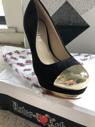 Gorgeous Gold High Heels Size 3 Brand New - Picture 3 of 9