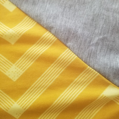 NWT LuLaRoe Sloan size 8 Yellow on Yellow Chevron Stripe Gray Raglan 3/4 Sleeve - Picture 3 of 7