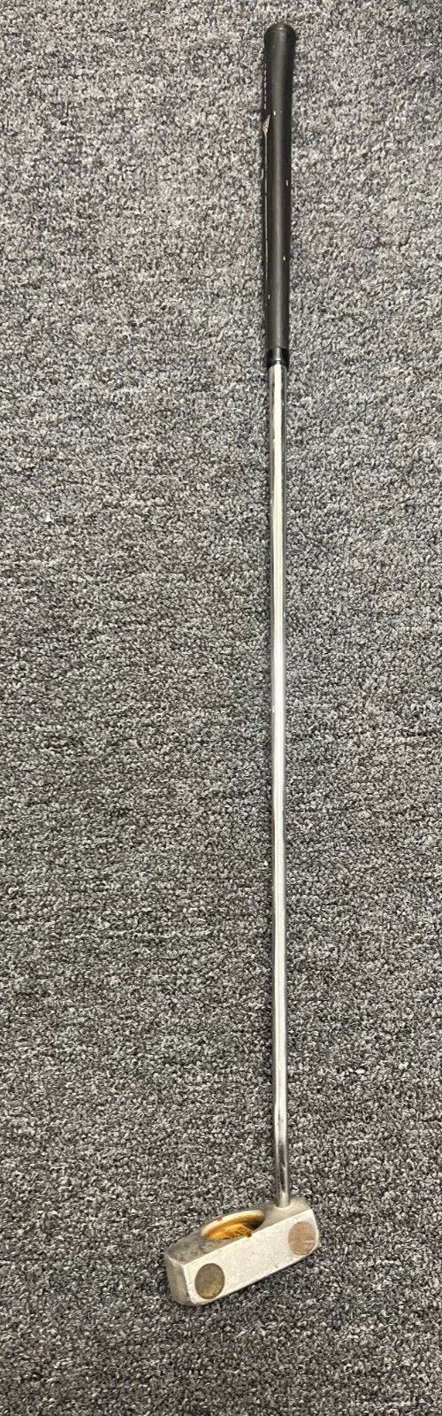 Foto 1 di 8