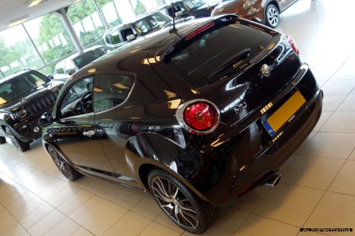 Carbon look sideskirts for Alfa Romeo MiTo from Autoperforma - Afbeelding 7 van 12