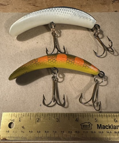 Lot of Two Vintage Helin Flatfish Lures - Picture 2 of 4
