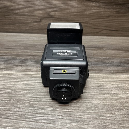 Sunpak Auto 30DX Thyristor Flash - Picture 2 of 7