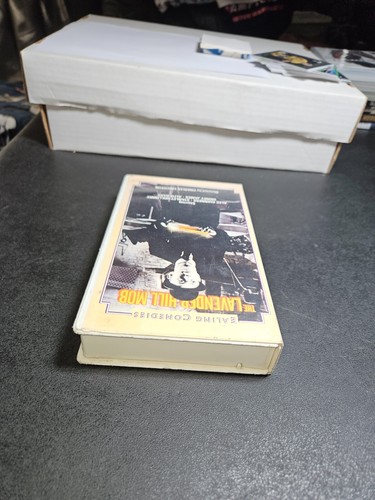 The Lavender Hill Mob (VHS, 1951) Alec Guinness Comedy Rare Thorn EMI Clamshell - Picture 5 of 5