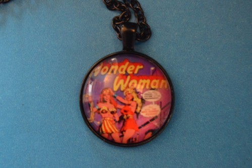 WONDER WOMAN Cabochon PENDANT -  NECKLACE  New! Jewelry USA SELLER comic heroine - Picture 3 of 3