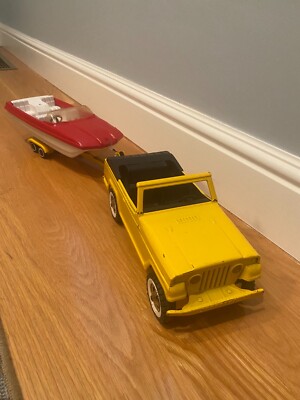 Vintage Tonka Jeepster Runabout No. 2460 from 1969 with Box