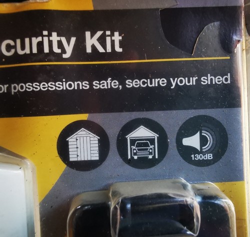 Yale P-SHPK-01 Wireless Shed and Garage Alarm with Padlock & Hasp, White, 40mm - Picture 8 of 9
