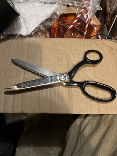 Professional Pinking Shears Scissors Vintage Model CB 9" WISS USA Made Black End