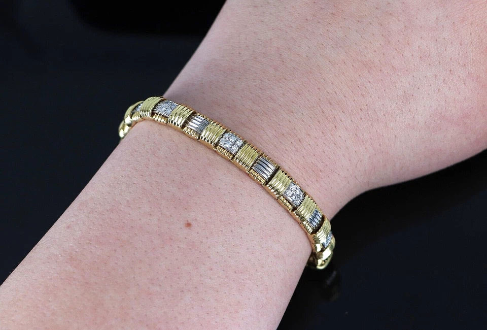 Brazalete Roberto Coin Oro Amarillo Blanco 18k Appassionata Pavé Diamante 7" Foto 3 de 4