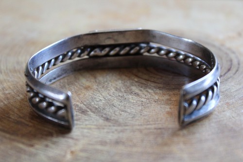 Cerrillos Turquoise & Sterling Silver Cuff Bracelet Navajo - Picture 5 of 6