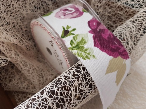 Bertie's Bows VINTAGE FLORALS - Linen Printed Fringe edge Ribbon 50mm - 3 SHADES - Picture 5 of 8