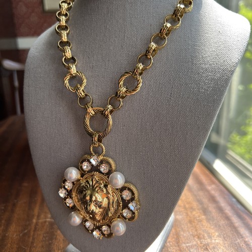 Vintage Graziano Lion's Head Necklace; Faux Pearls And Rhinestones; Stunning! - Picture 8 of 20
