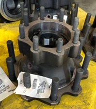2016 Freightliner Cascadia Drive Hub 10037776