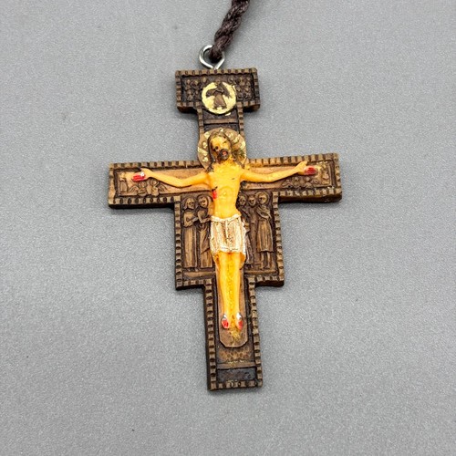 Franciscan San Damiano Cross Pendant Faux Wood Resin Crucifix Necklace Catholic