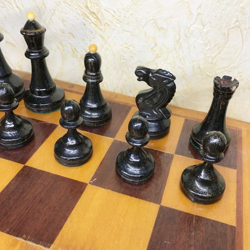 Soviet chess set - wooden USSR chess - vintage chess 1970 full set - Picture 13 of 14