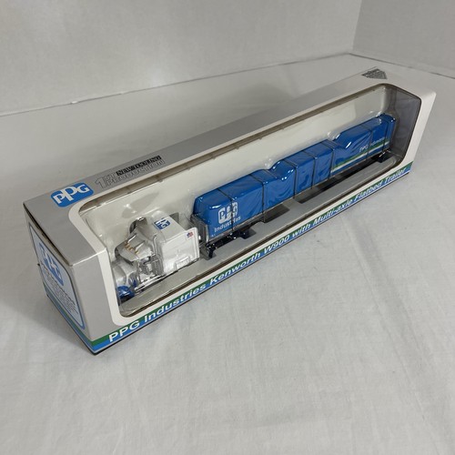 SpecCast 32005 PPG 1:64 Kenworth W900 W/ Multi-axle Flatbed Trailer Die Cast - Picture 19 of 19
