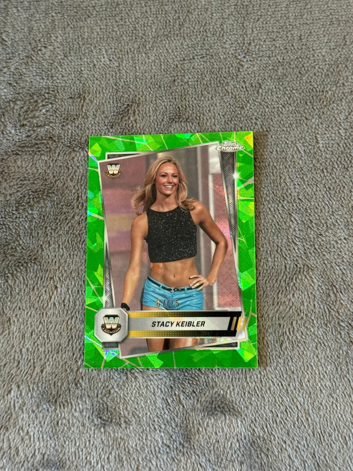 2025 Topps Chrome WWE Sapphire Stacy Keibler Green /75 #85 SHIPS ASAP