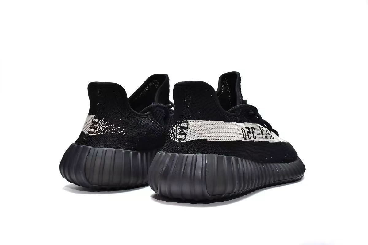 yyyuu＊ Size 10.5 - adidas Yeezy Boost 350 V2 Low Oreo for sale