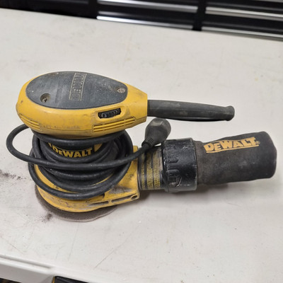 DEWALT Corded Electric Orbital Palm Sander with Dust Bag, Yellow/Black
