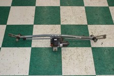 03-07 Hummer H2 Electronic Front Windshield Wind Shield Wiper Motor Arm Linkage