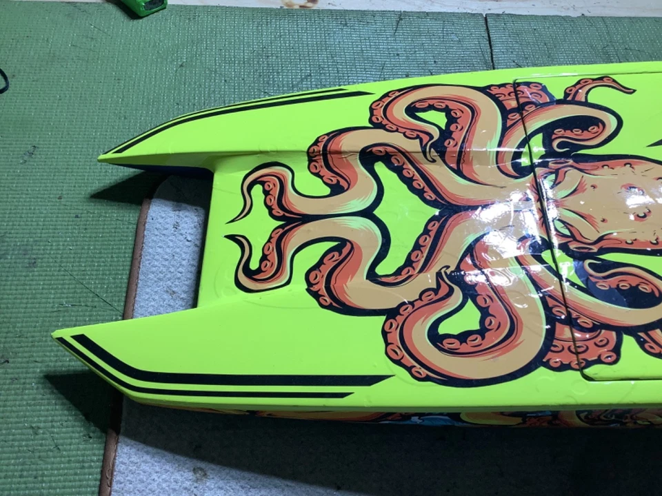 Aeromarine Mean Machine 29” RC Catamaran Race Twin Engine Rc Boat - Image 2 of 4