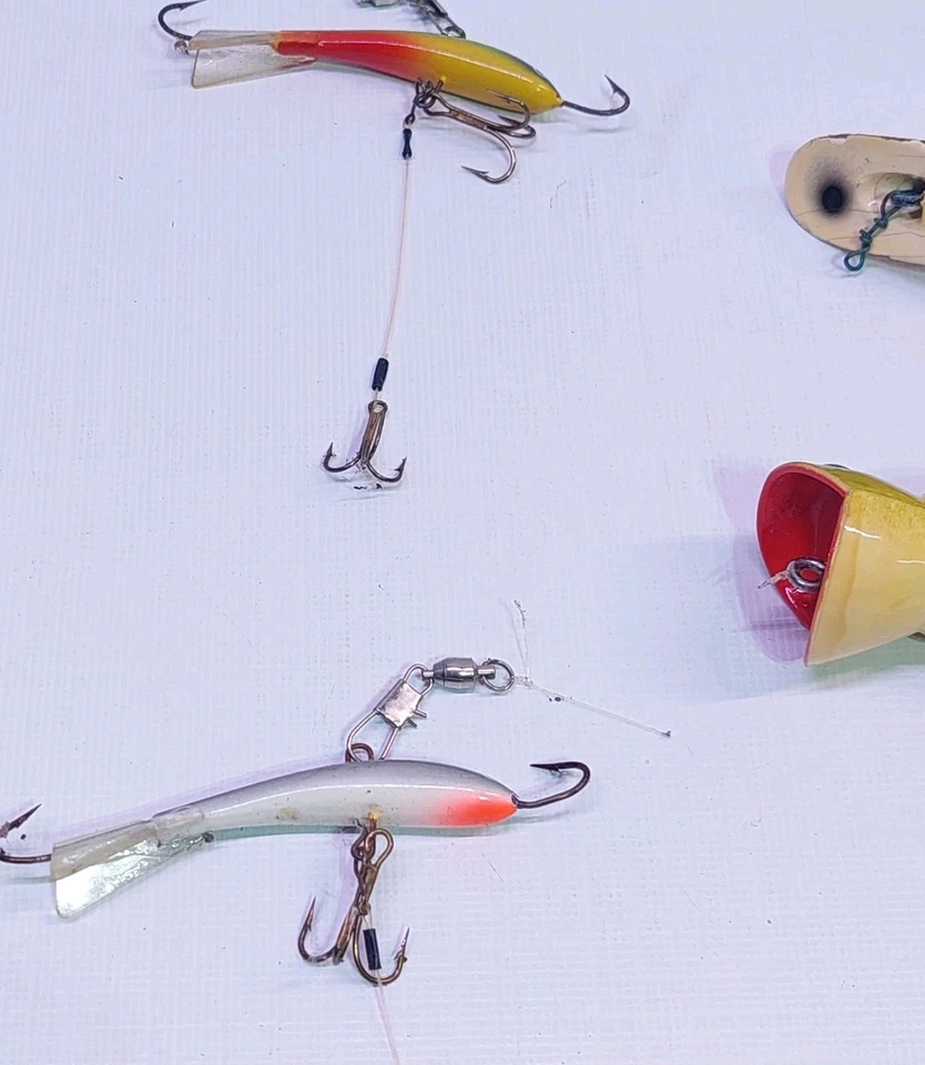 6 señuelos de pesca antiguos - Jitterbug negro, Hula Popper, Jitterbug PLC uso multicolor Foto 3 de 4