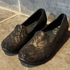 Dansko Olivia Loafers Clogs Womens 38/39 Black Bronze Snake Leather - Mismatched