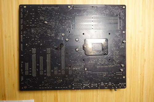 Gigabyte GA-P67A-UD5 Mainboard für Intel Sockel LGA1155 - defekt - Afbeelding 4 van 4