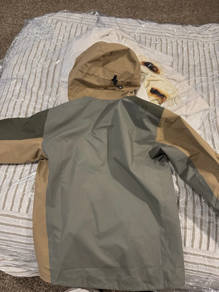 Arcteryx Goretex Shell Beta/Alpha 系列  — 第 3/4 张图片