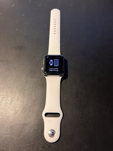 Apple watch série 2 acier inoxydable argenté, bon état, bracelet sport blanc neuf - Photo 5 sur 18