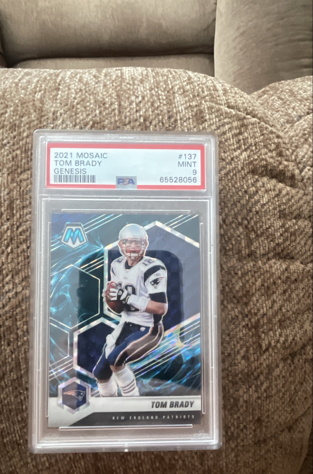 2021 Panini Mosaic - Tom Brady #137 Genesis Mosaic Prizm