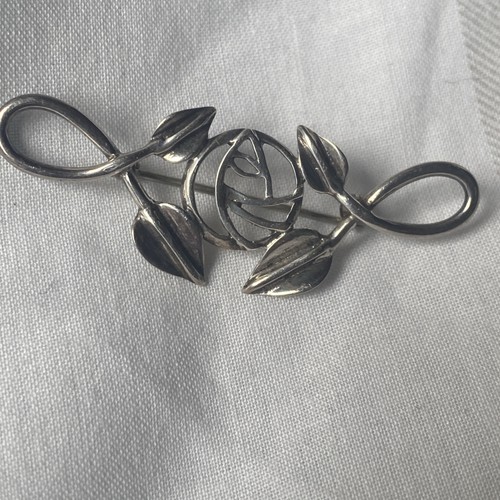 Vintage Sterling Silver 925 Filigree Brooch 2” Excellent Condition Good Catch