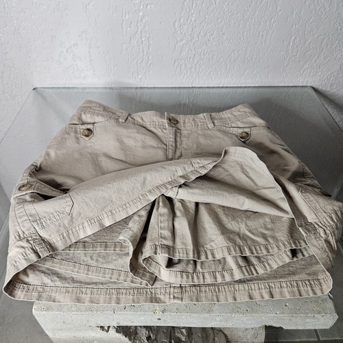 Y2K Skort Cargo Khaki RARE Wooden Buttons 6 Pocket Stretch Slimming Mid 32x4.5 - Picture 2 of 8