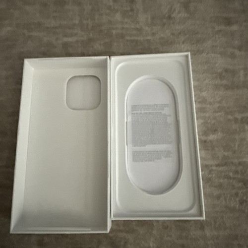Apple iPhone 16 Pro Max 256 Go Noir Titane - Boîte vide UNIQUEMENT - Photo 4 sur 4