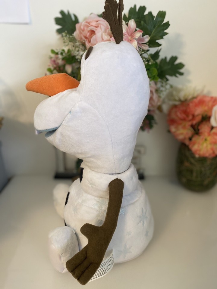 Disney Frozen 13 Animated Talking Singing Olaf Snowman Plush Toy Works disney-frozen-13-animated-talking-singing-olaf-snowman-plush-toy-works