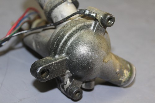 2001 Yamaha Yzf600r Thermostat W Housing Assembly 3TJ-12417-00-00 ; 3TJ-12413-00 - Picture 10 of 11