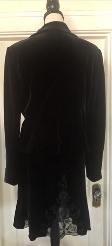 JS Collections 2 Pc Velvet Embroidered Suit Embellished Black Line Size 14 - Picture 4 of 12