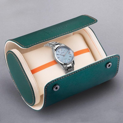 Accurist Watch 74002 Ladies Blue Pearl Dial Stainless Steel RRP £99.00 - Picture 8 of 8