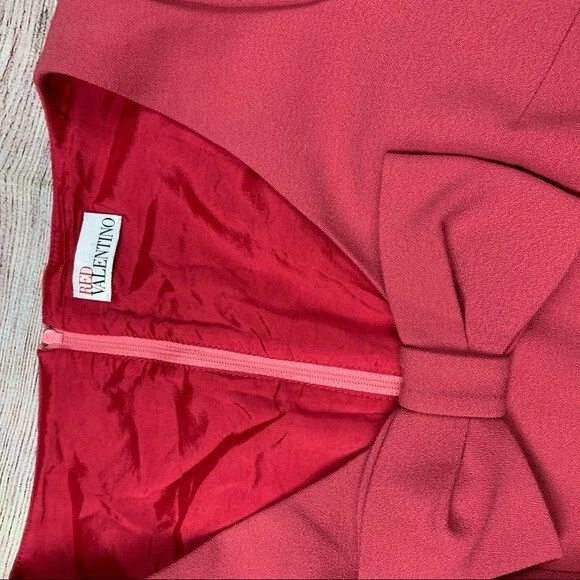 Abito rosso Valentino fiocco manica anteriore Begonia IT taglia 40