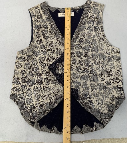 Vtg Quilted Vest M/L Cottagecore Patchwork Stitching Handcrafted Gray Batik Boho - Picture 5 of 10