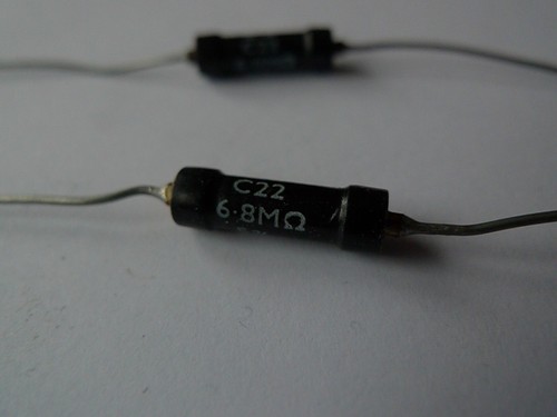 Resistor Welwyn C22 Panclimatic Carbon on Ceramic 0.5W - Picture 172 of 172